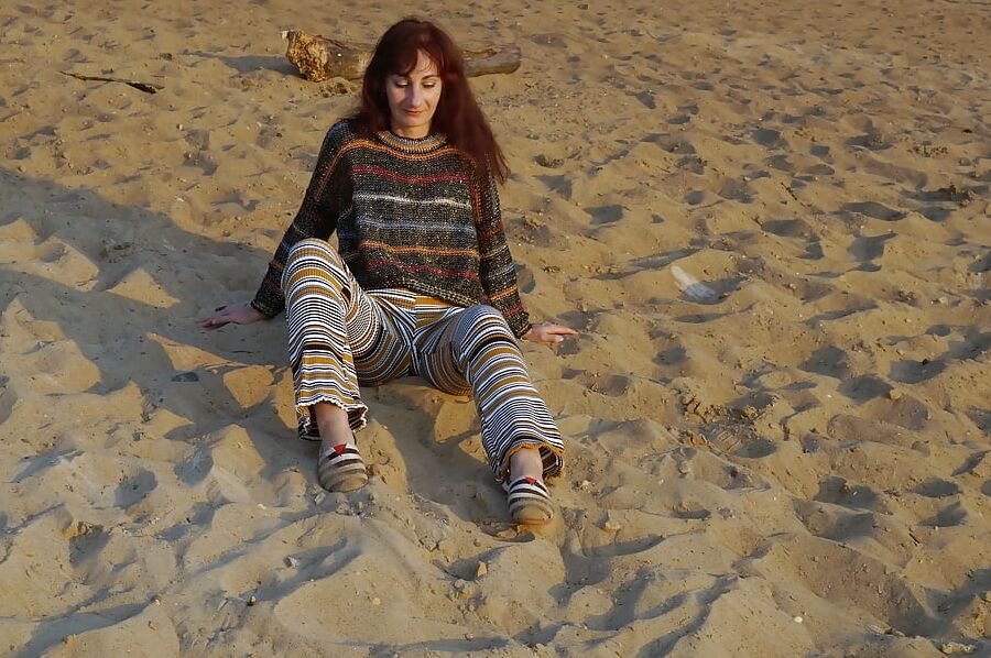 On the Sand (ShopAkira pants)