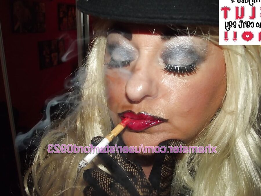 SMOKING HAND JOB ONLY