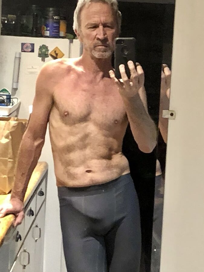 Bulge in grey