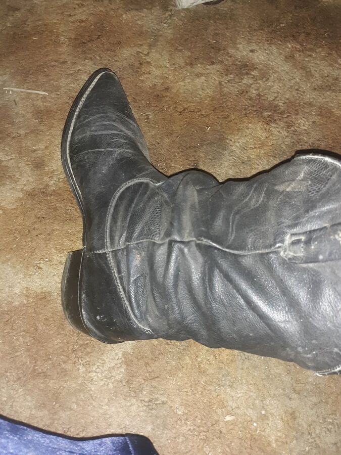 Leather boots