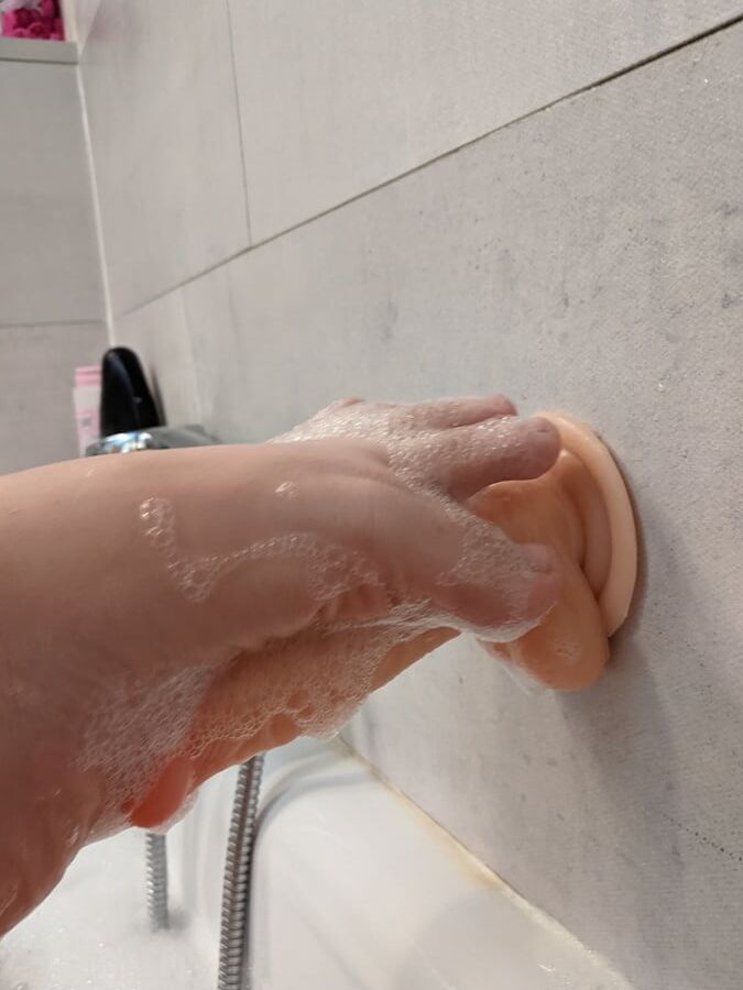 Footjob Pictures ready for your cock!