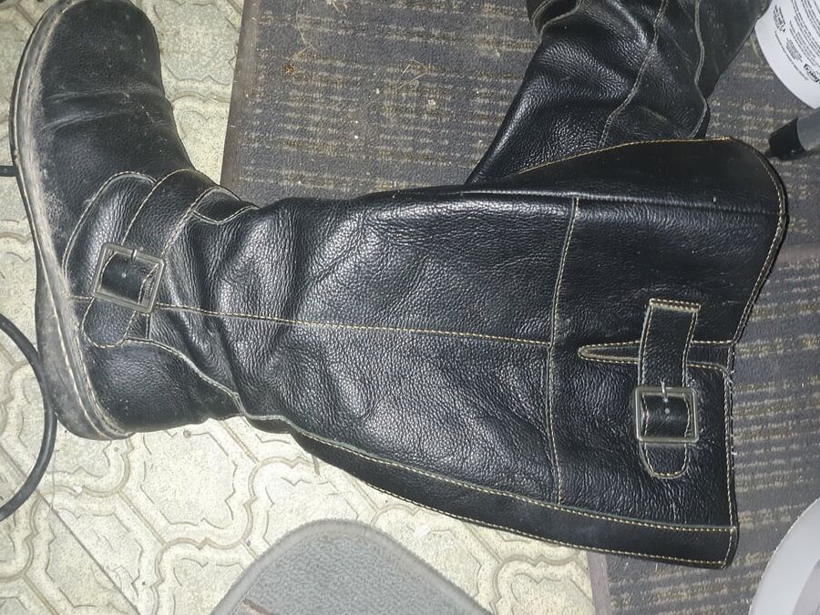 Leather boots