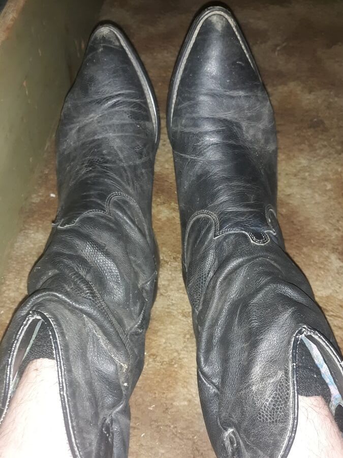 Leather boots