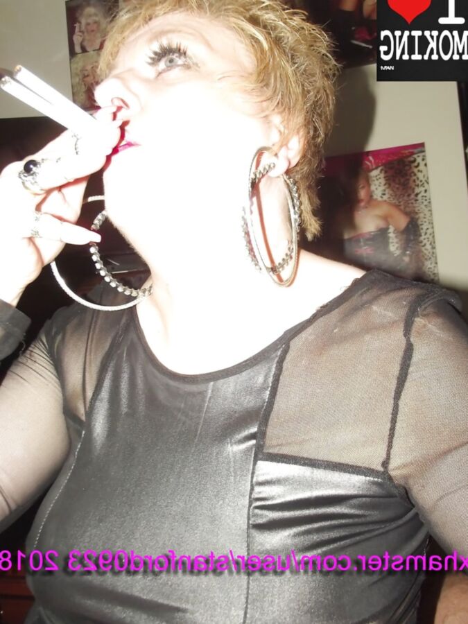 SMOKING SLUT HAMSTER