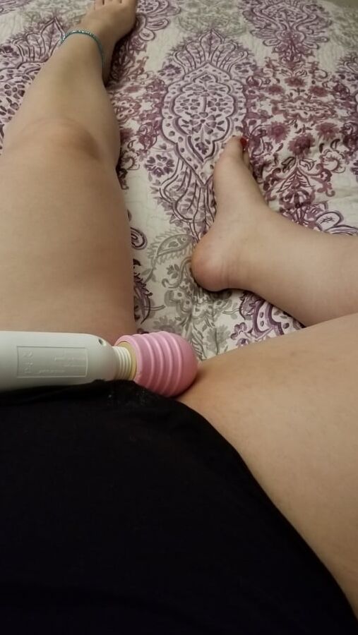 Magic wand always gets the job done bored housewife milf