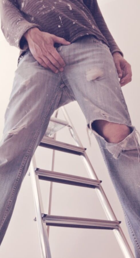 Hot house painter gets naked at work