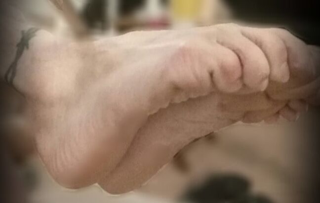 asian ts feet just waking up