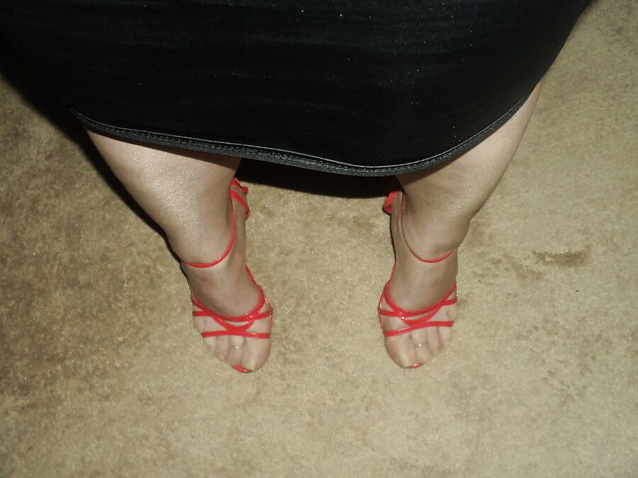 fully fashiond stockings and new red heels