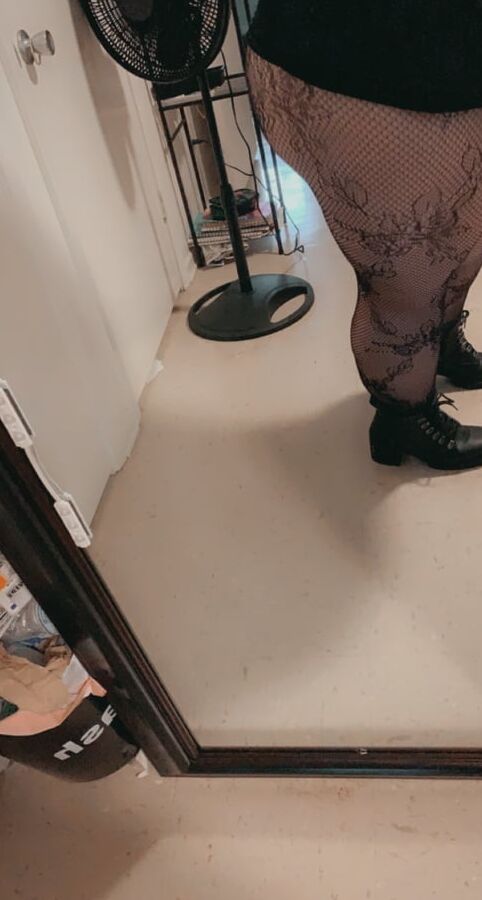 I love fishnets