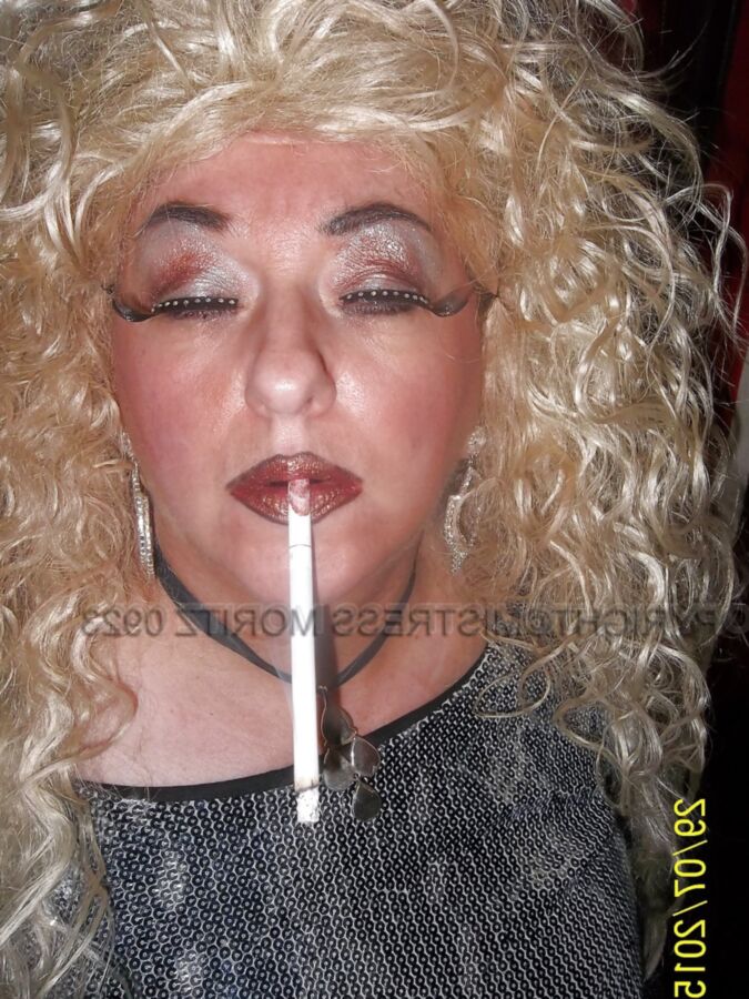 BLING SLUT SMOKING ONLY PT
