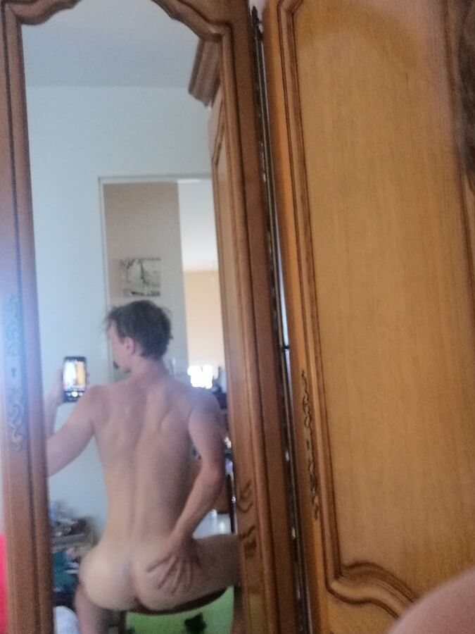 Horny ass and feet