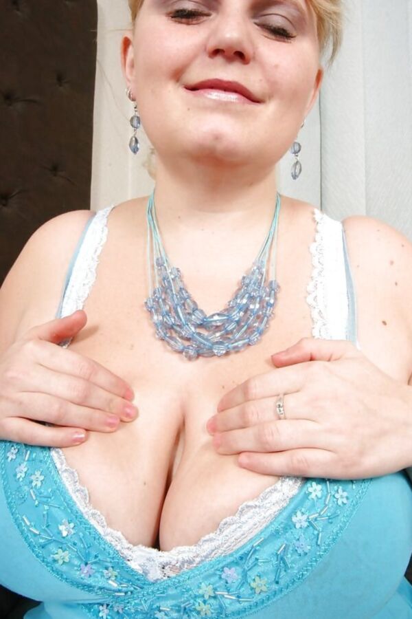 Milf Janet from OlderWomanFun