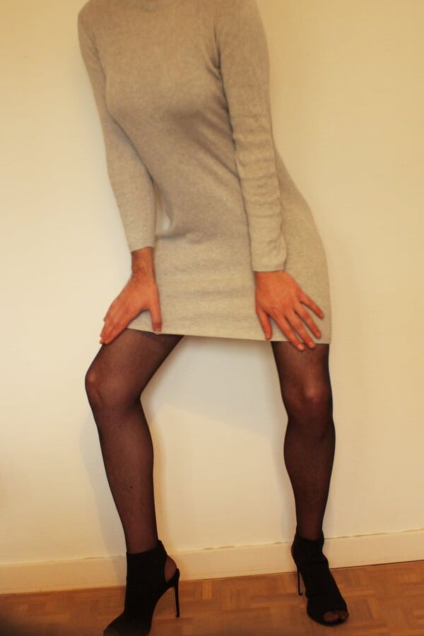 Tight knitted dress with pantyhose