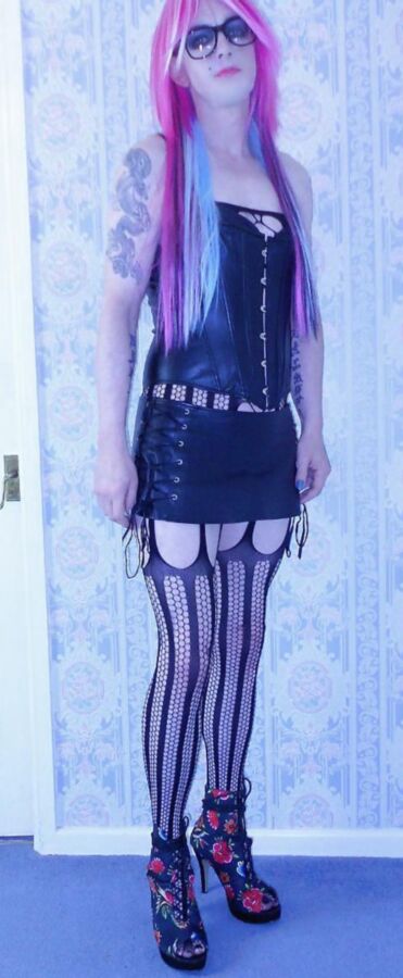 Devilish (goth tranny)