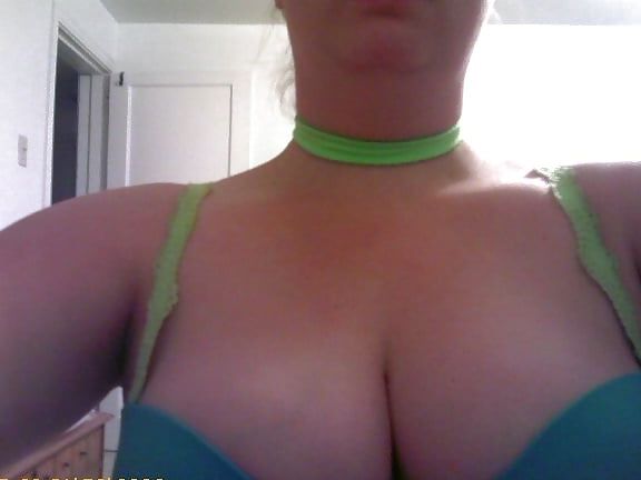 Wife &amp; Milf - Random Chest - Tits - Cleavage - Boob Shots