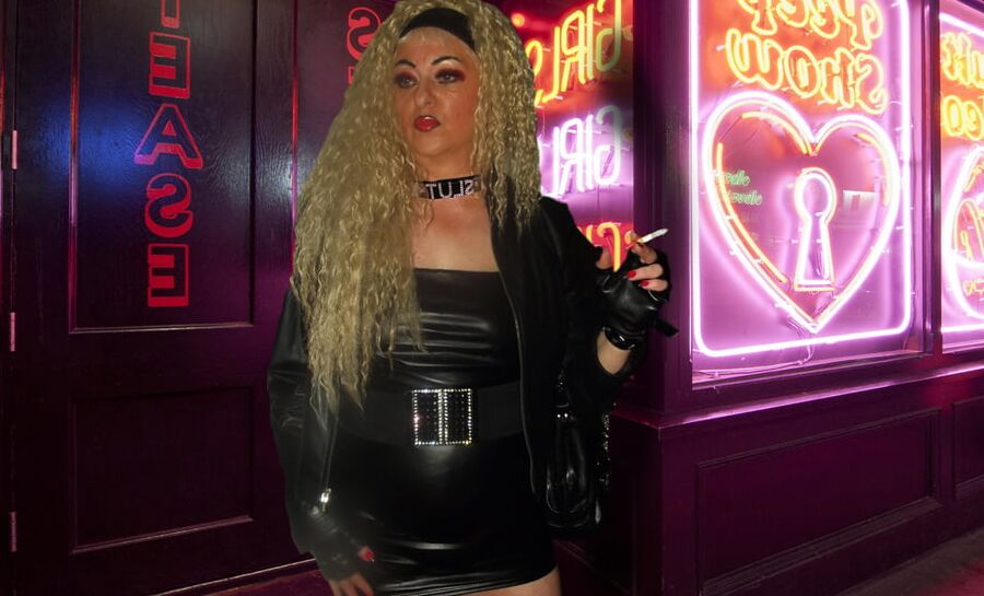 SOHO SLUT