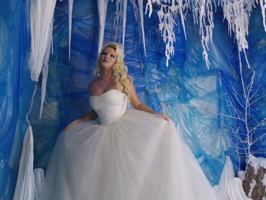 snow queen, beautiful photos!