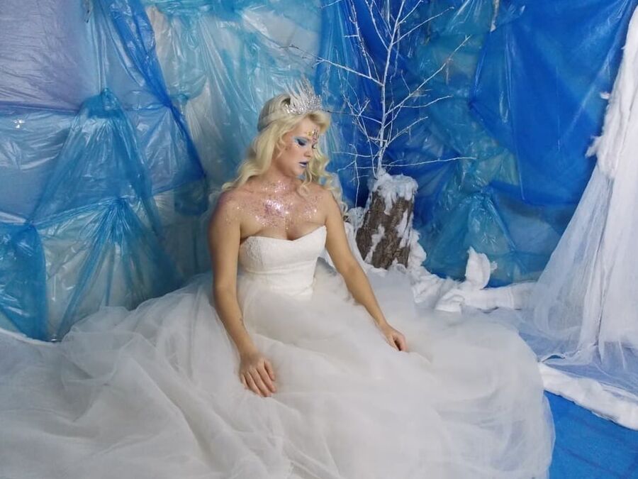 snow queen, beautiful photos!