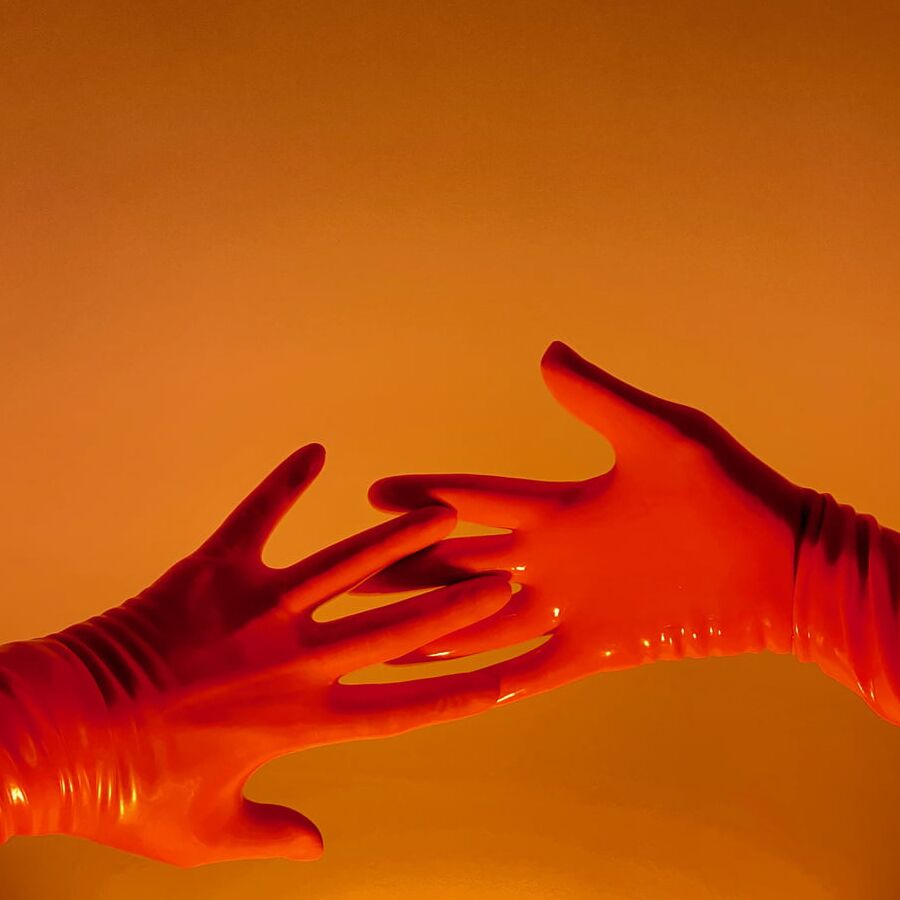 LatexSeries - Study - Gloves
