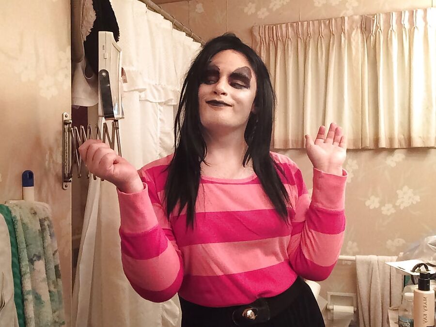 Pink and Vampy (goth tranny)