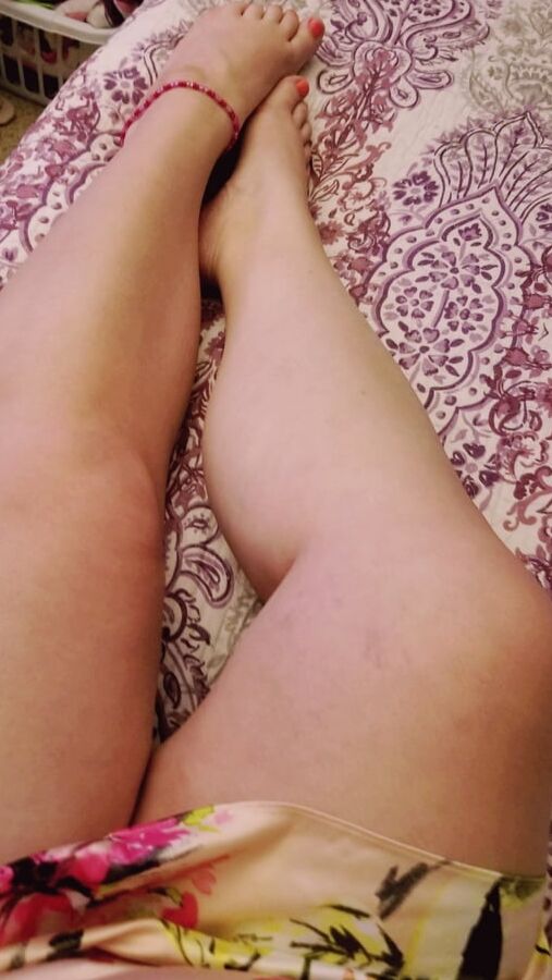 A little fun &amp; play while the boys are away...milf housewife
