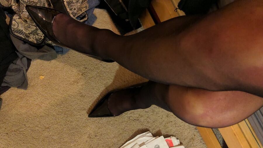 stockings striped skirt and patent pumps