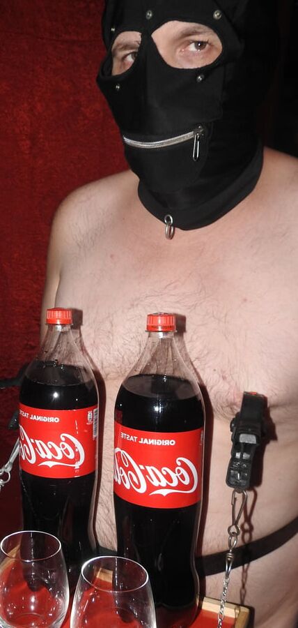 Serve CocaCola