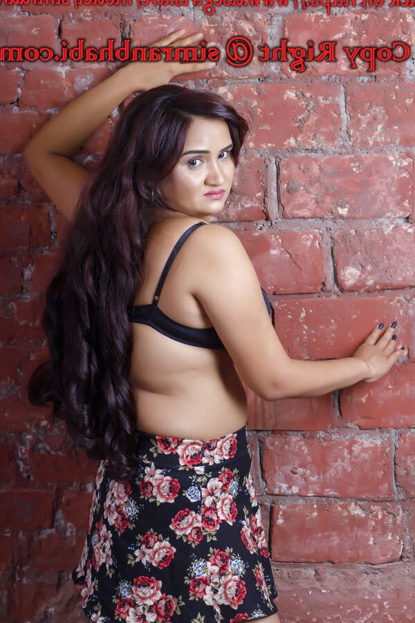 simran in sexy pose