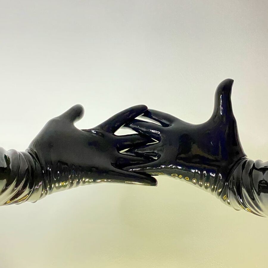 LatexSeries - Study - Gloves