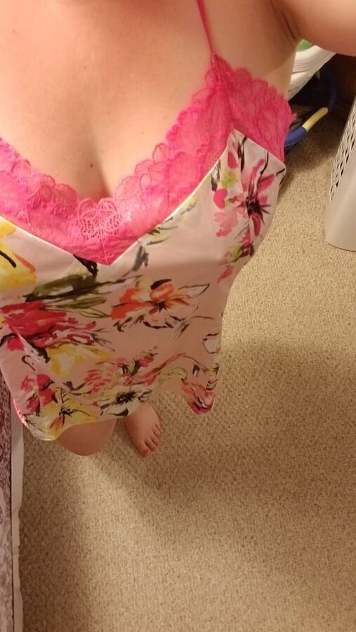 A little fun &amp; play while the boys are away...milf housewife
