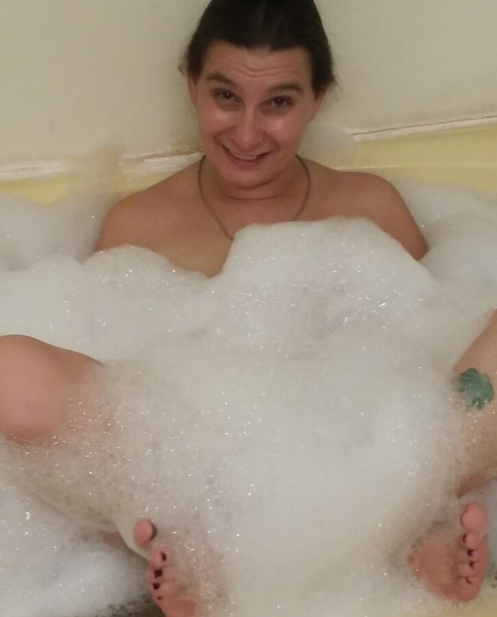 sneak peak at new bubble bath video