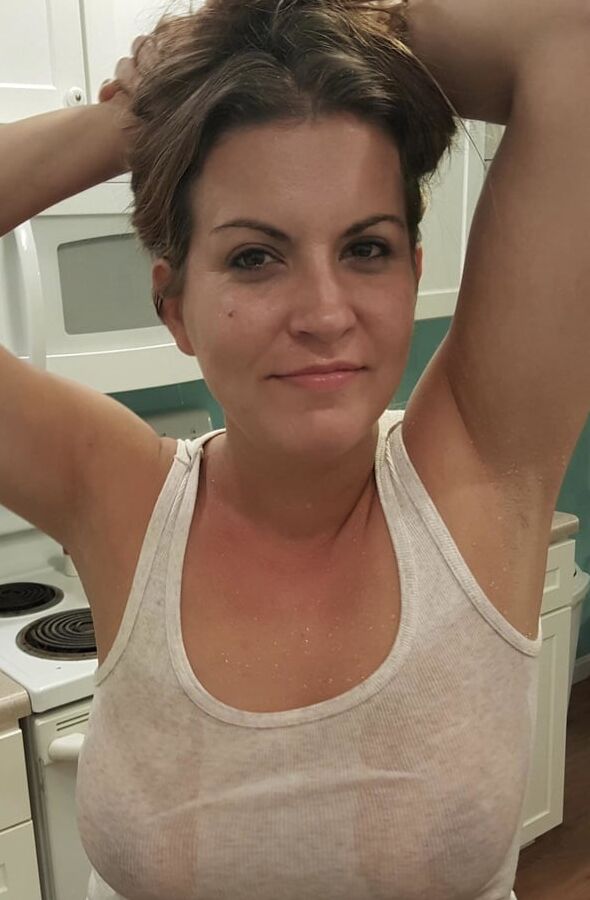 Hot wife and Bug cock husband
