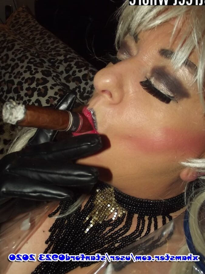 STREET WHORE READY