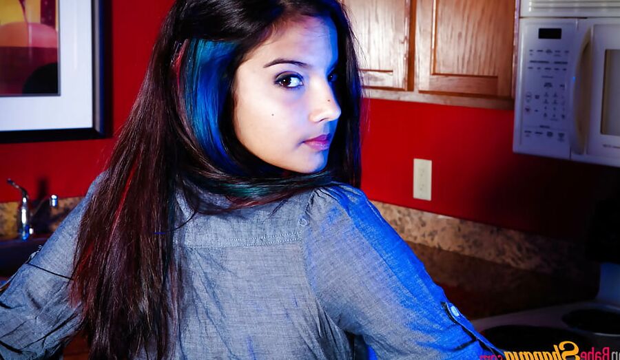 Indian Babe Shanaya