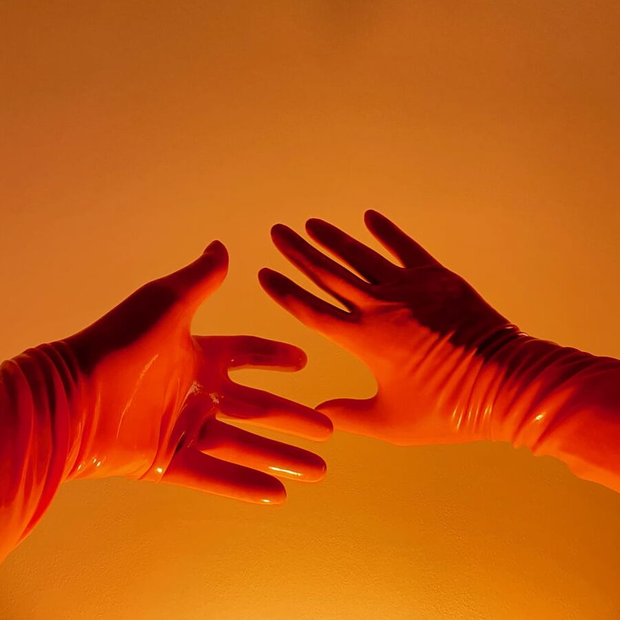 LatexSeries - Study - Gloves