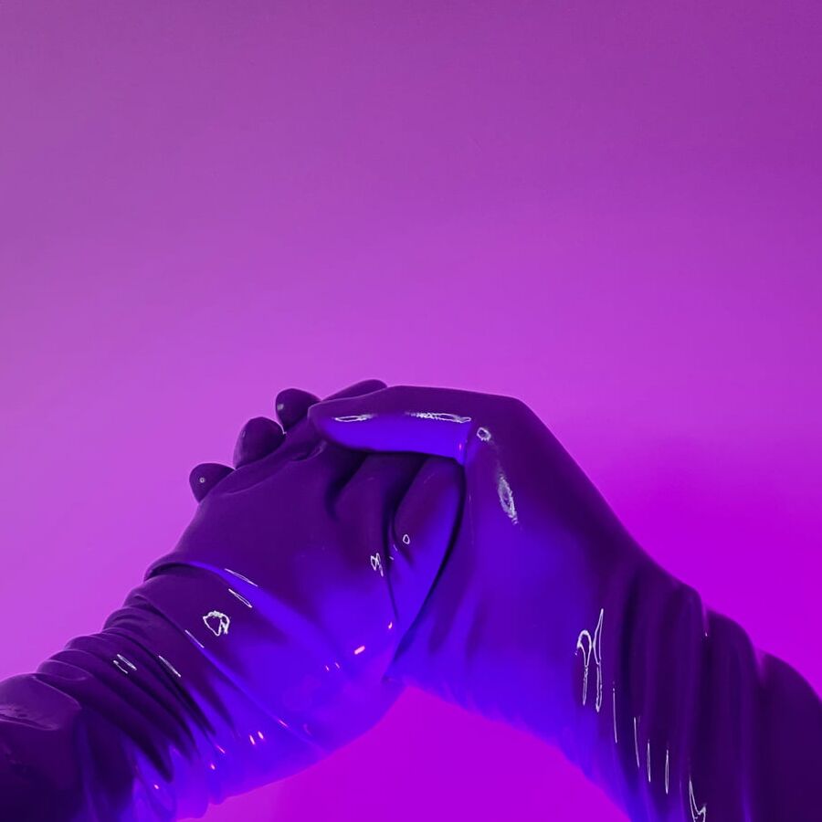 LatexSeries - Study - Gloves