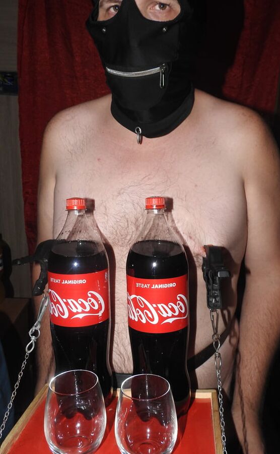Serve CocaCola