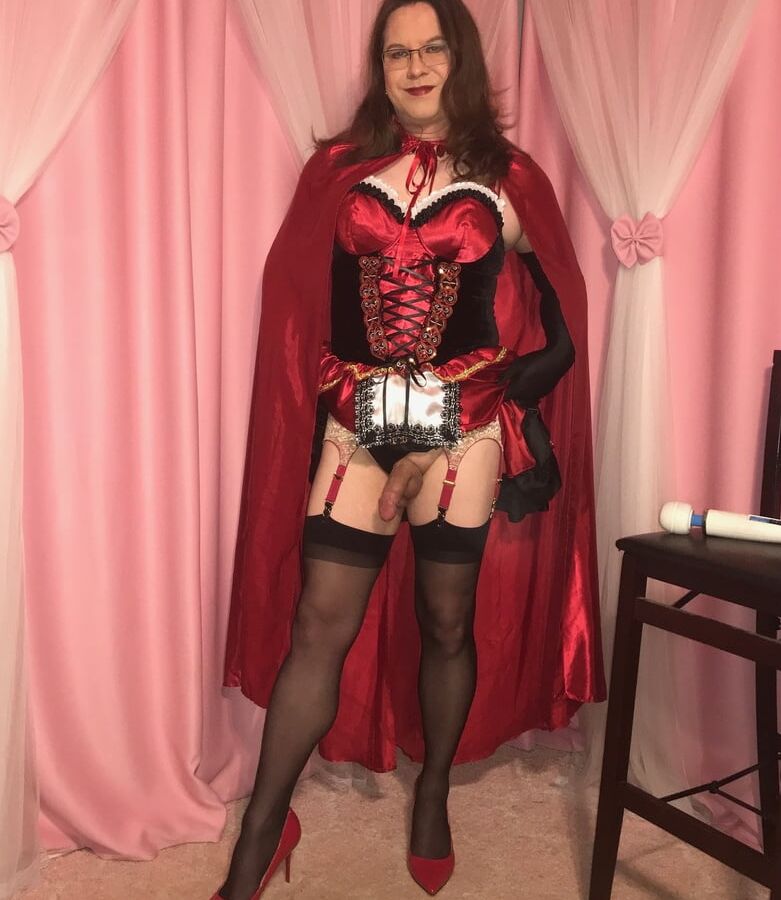 Joanie - Halloween