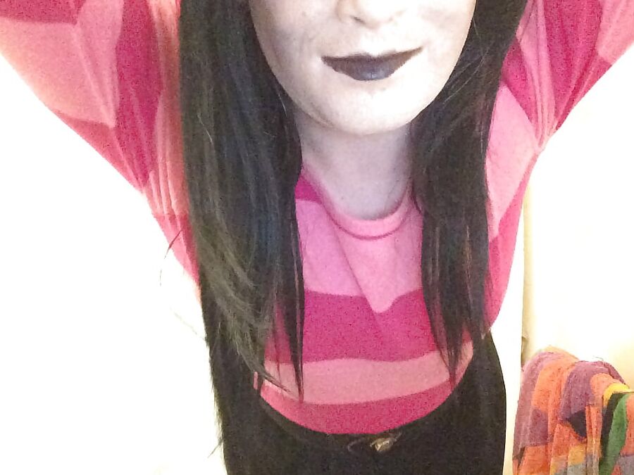 Pink and Vampy (goth tranny)