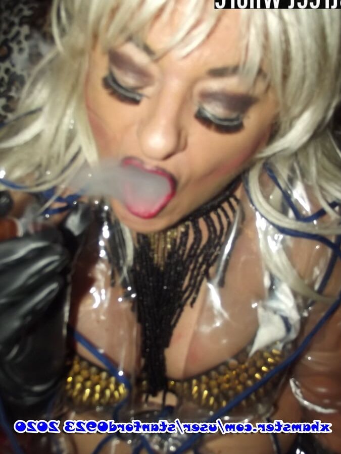 STREET WHORE READY