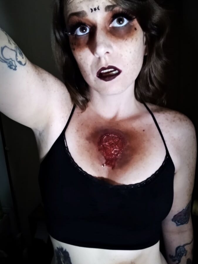 Hottest girl in the morgue