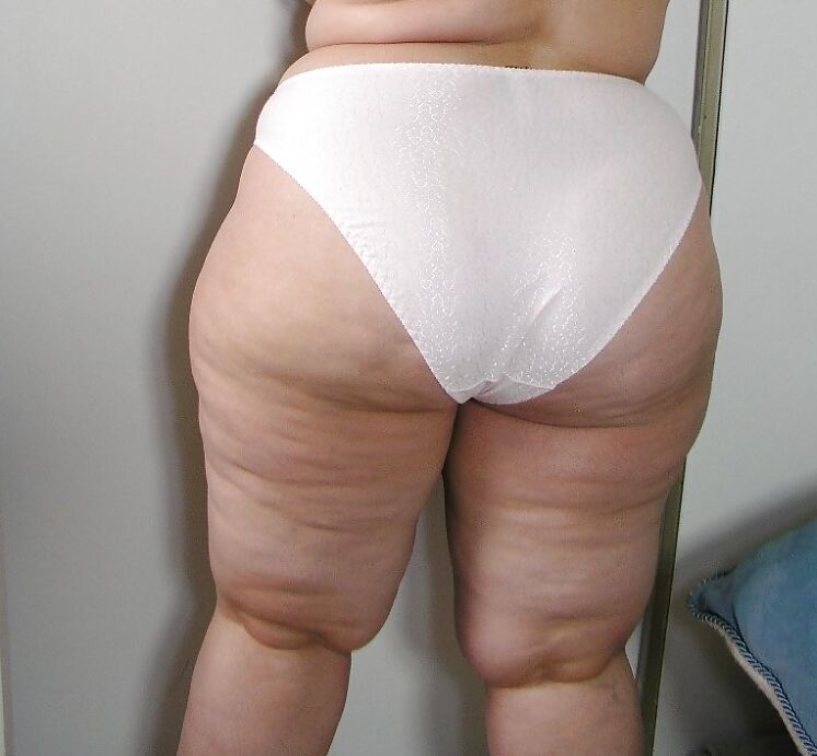 Sexy BBW in Panties