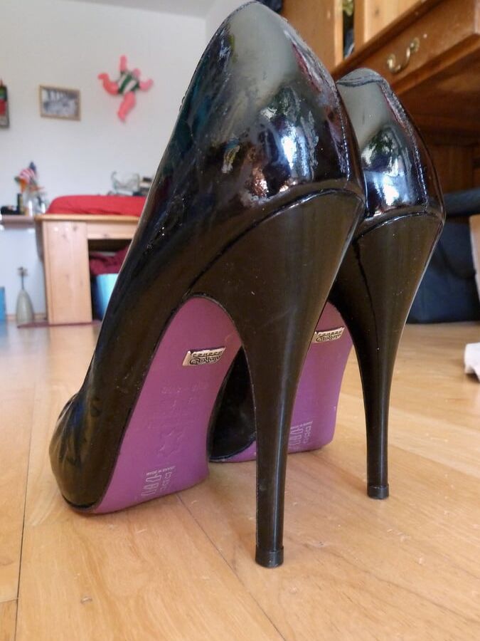 her used heels
