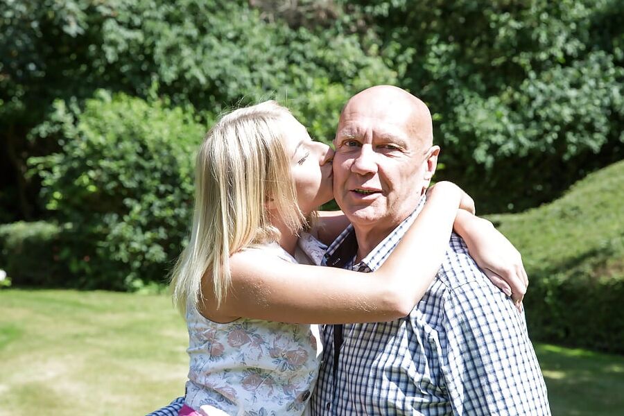 Aria Logan - Granddadz.com