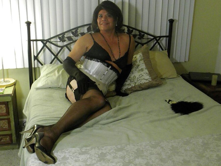 Miss Christi in White &amp; Black Corsette