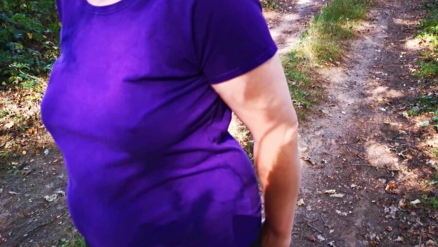 Tit Training on hiking way