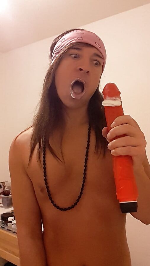 Tygra bitch creamy dildo fuck.