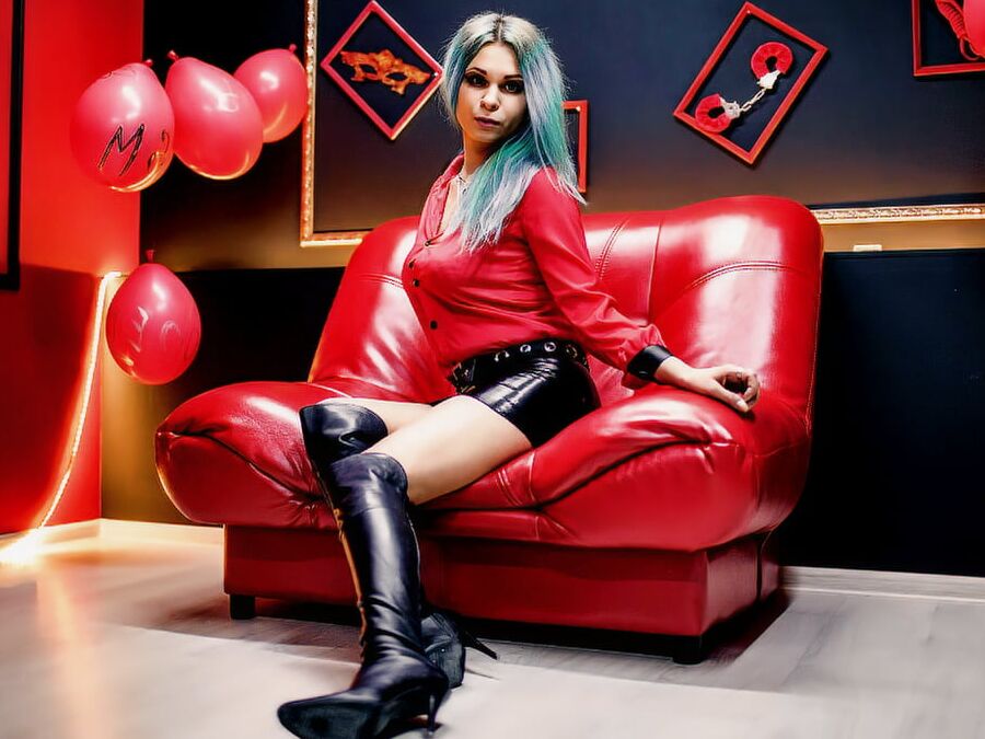 MISTRESS VIOLETTADEE - MINDBREAKERS