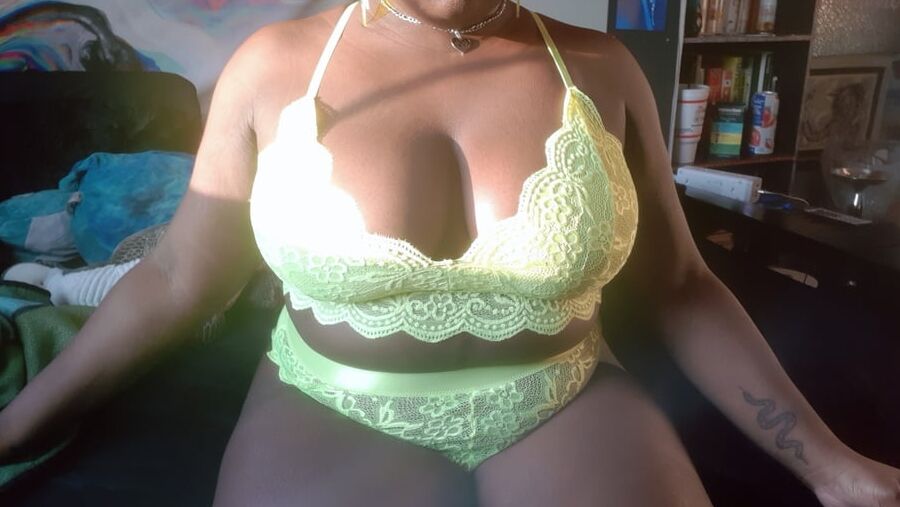 Lingerie (part )