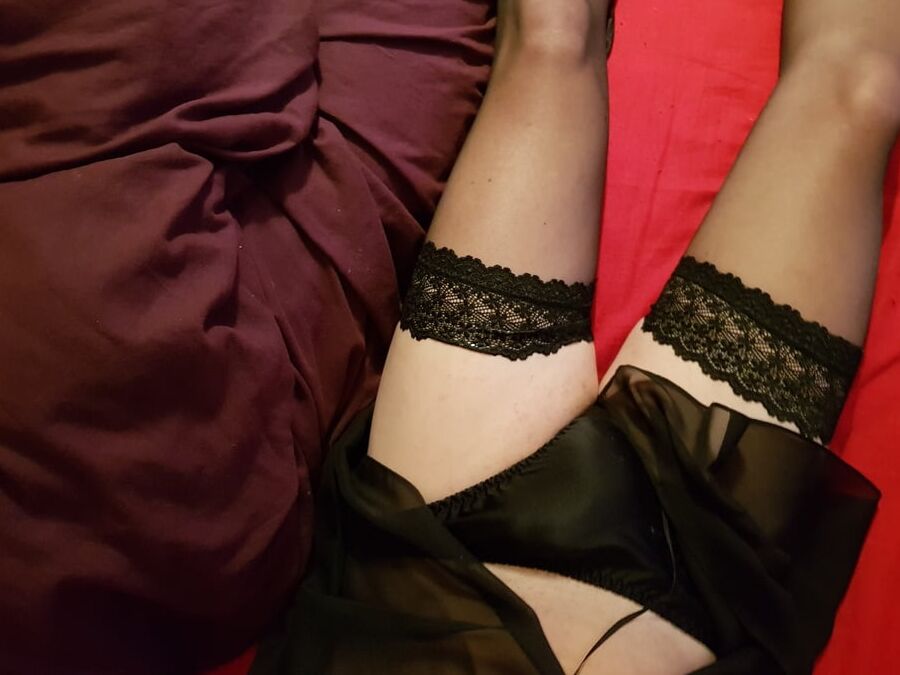 In wifes black lingerie